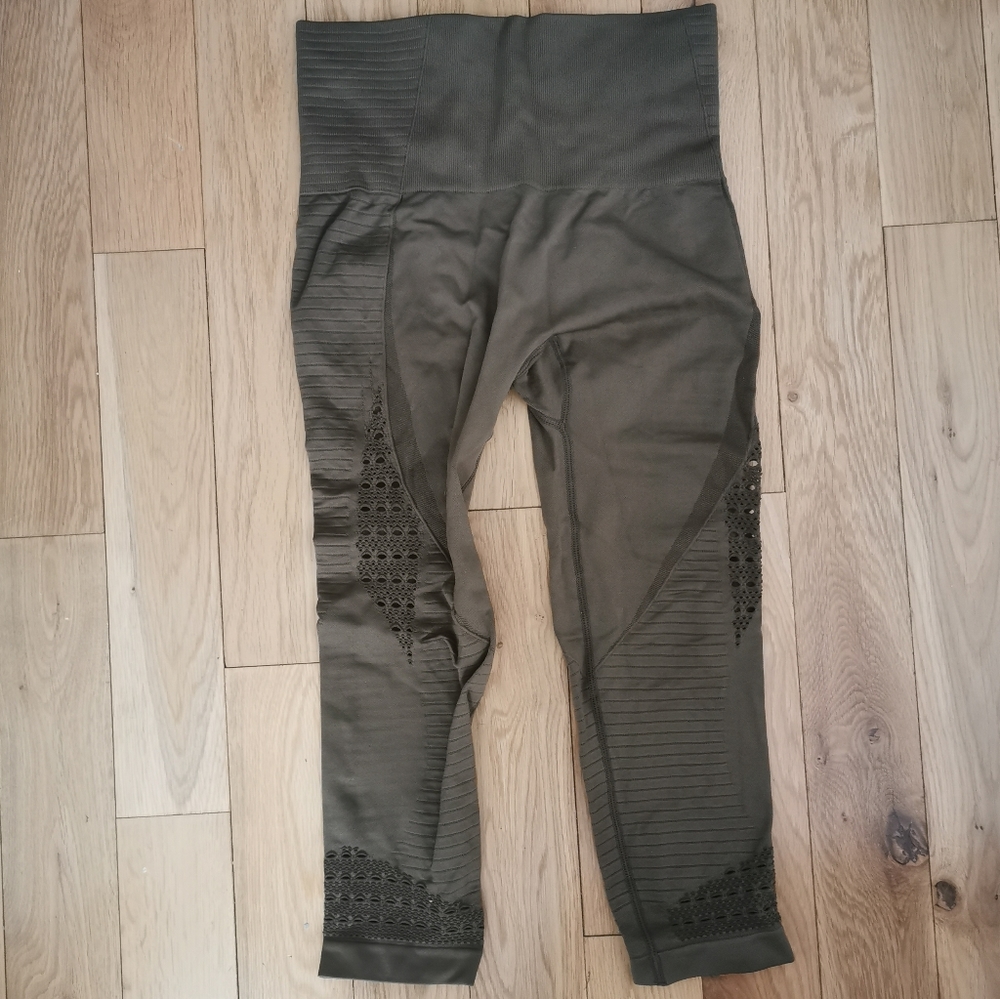 Gymshark green seamless 7/8 pant